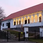 Antik Vendeghaz 4* Nagyvisnyó