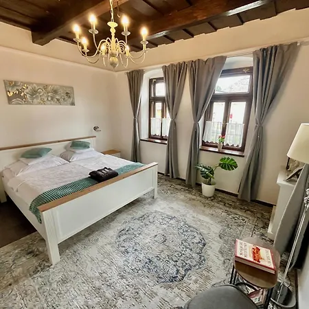 Antik Vendeghaz Pensionat 4*