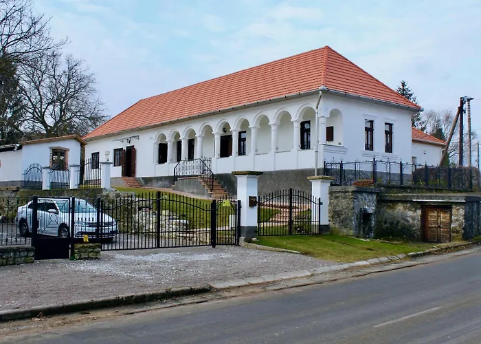 Pensjonat Antik Vendeghaz